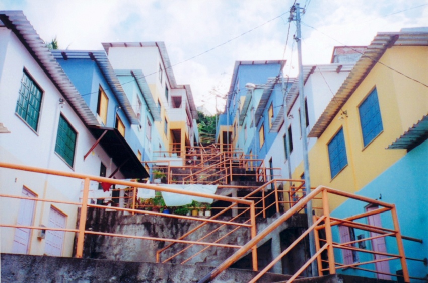 Projeto Tá Rebocado. Salvador, Brasil. 1999