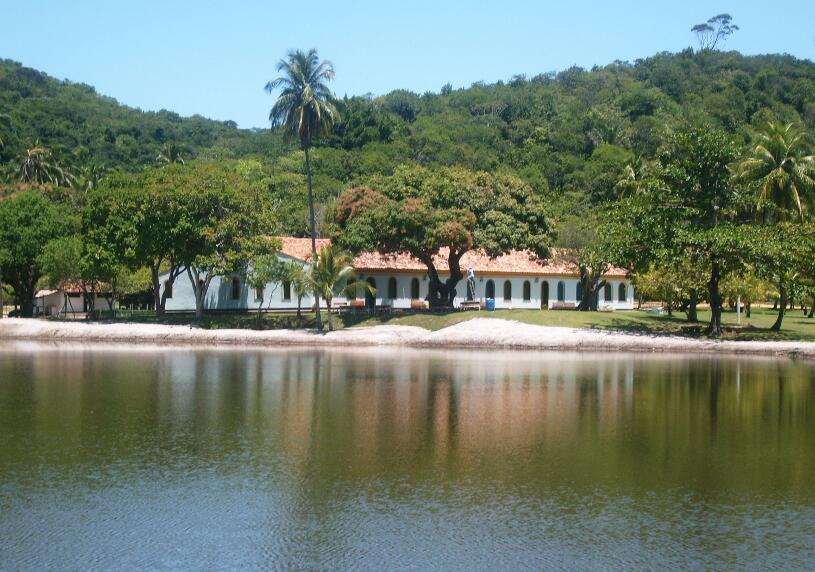 Casarão em Loreto. Ilha dos Frades, Brasil. 2007
