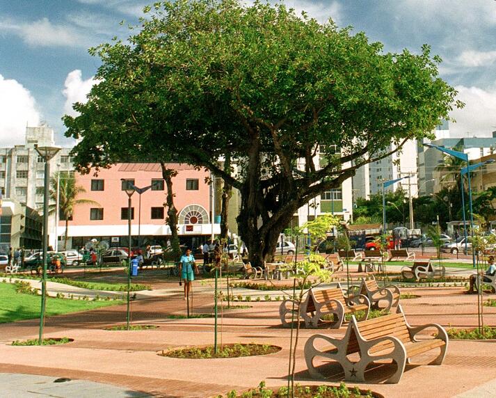 Praça Nossa Senhora da Luz. Salvador, Brasil. 2000