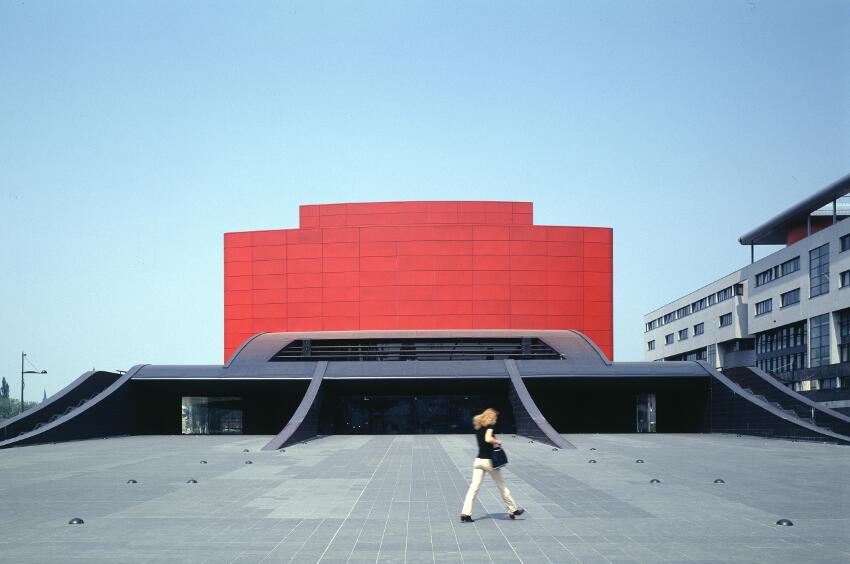 Le Phenix Théâtre de Valenciennes. Valenciennes, França. 1998