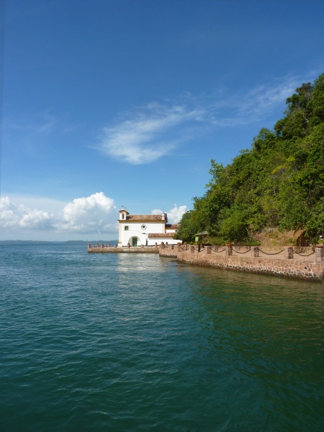 Urbanístico, Promenade e Restauro em Loreto. Ilha dos Frades, Brasil. 2007