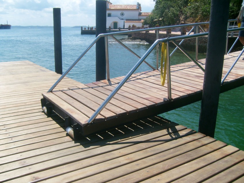 Urbanístico, Promenade e Restauro em Loreto. Ilha dos Frades, Brasil. 2007